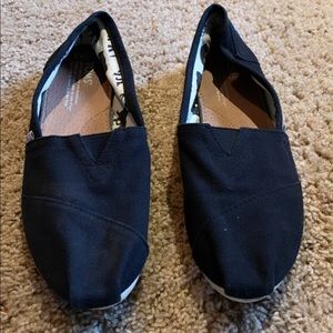 Toms shoes